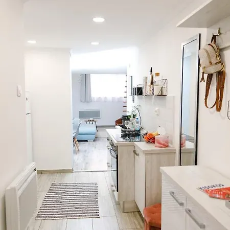 Apartment Hidden Gem At Gozsdu&synagogue Area