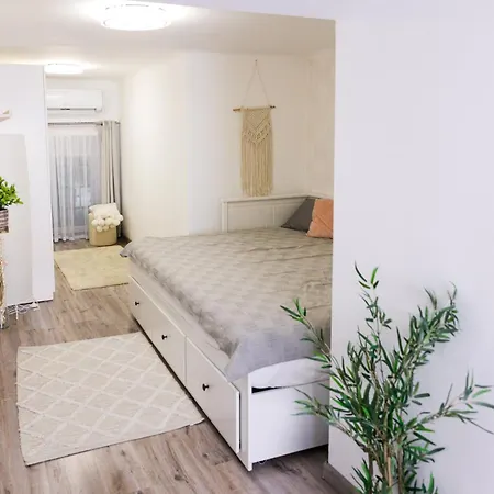 Hidden Gem At Gozsdu&synagogue Area Apartment Budapest